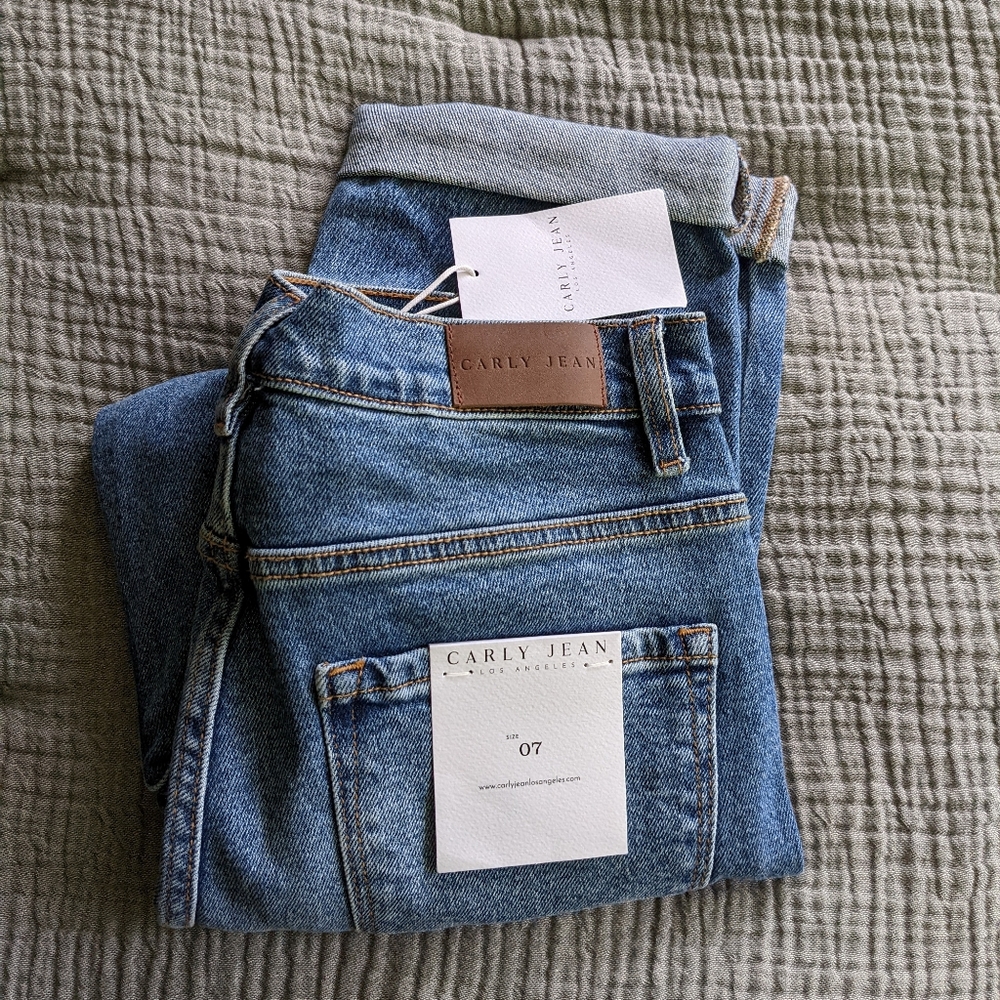 Carly Jean Los Angeles "Morgan" jeans
